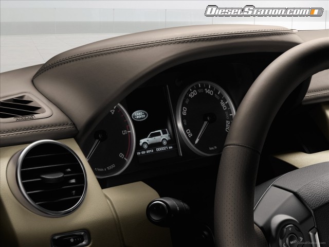 Land Rover Discovery 4 HSE Luxury Limited Edition 2012 Picture #13 Land Rover Discovery 4 HSE Luxury Limited Edition 2012 Picture #13